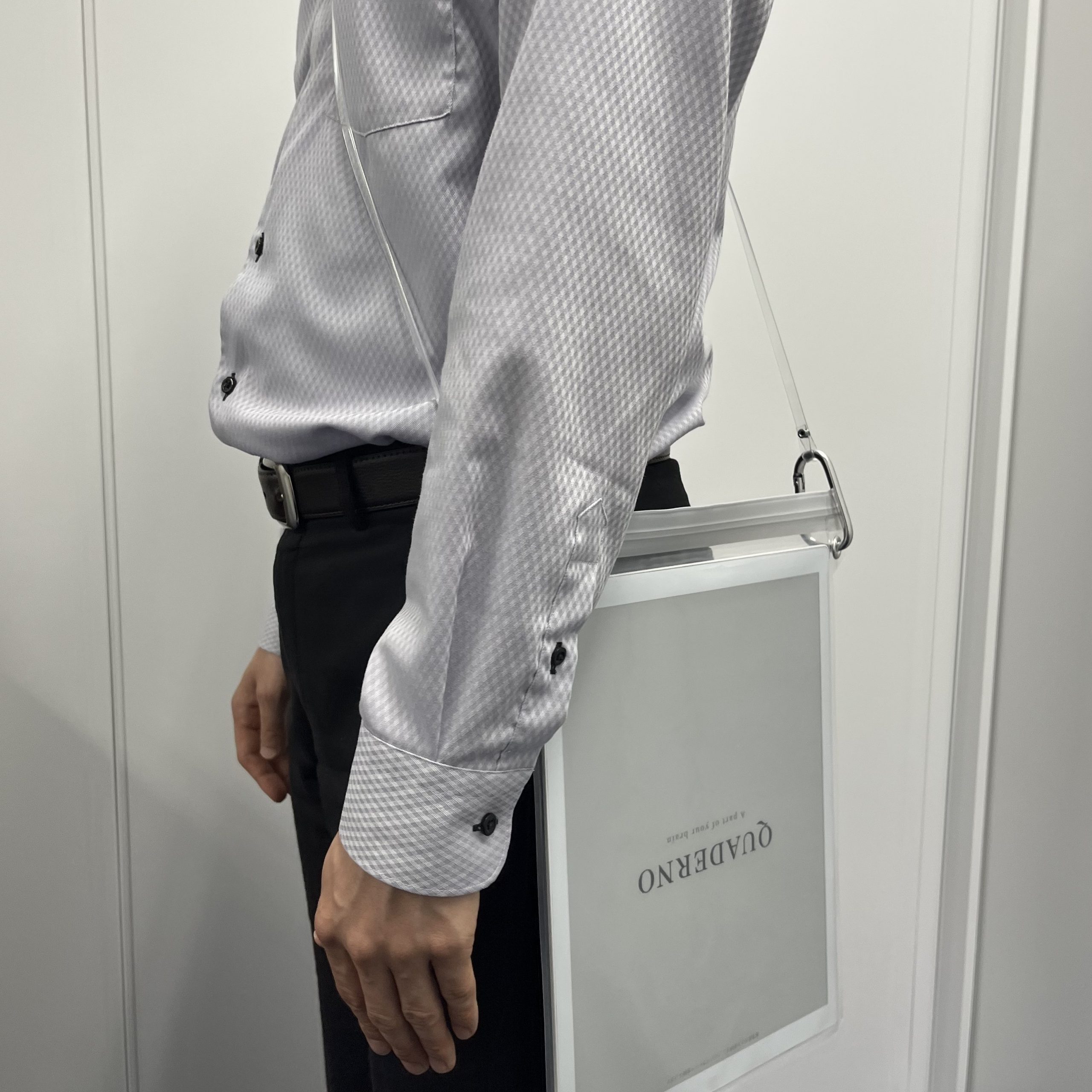 クアデルノ quaderno gen.2 ほぼ未使用 完品 ケース付き
